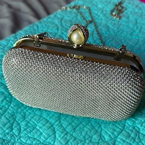 Glamorous Silver Rhinestone Clutch